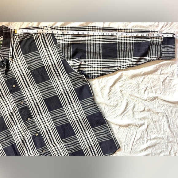 Knights of Round Table Men's Dark Gray and White Plaid Shirt Size 3XL - Picture 8 of 10